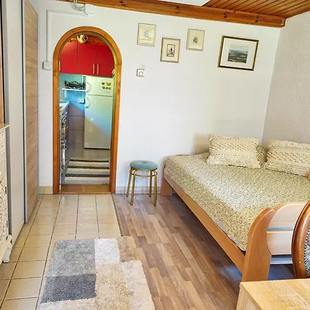 Emerald Bell - Smaragdni Zvoncek * Gomilsko