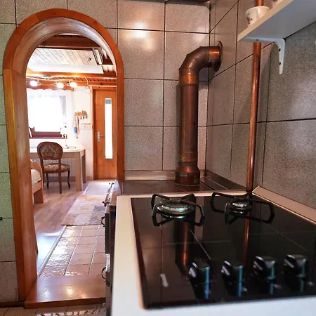 Emerald Bell - Smaragdni Zvonček Alpstuga Gomilsko