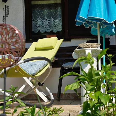 Emerald Bell - Smaragdni Zvoncek Alpehytte