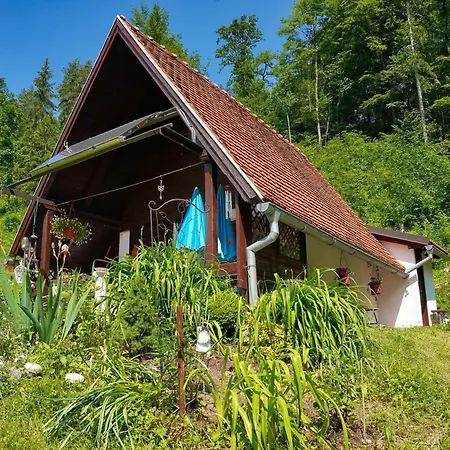 Emerald Bell - Smaragdni Zvoncek Gomilsko