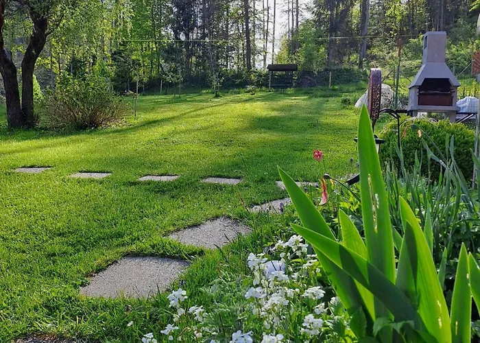 Emerald Bell - Smaragdni Zvoncek Gomilsko